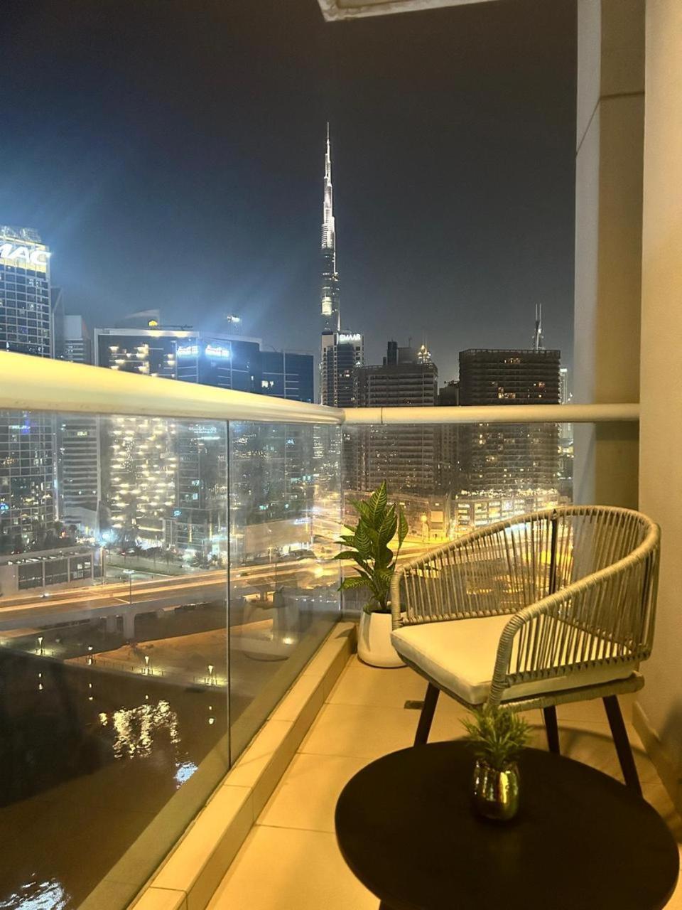 1br In Mayfair Tower Business Bay! Burj Views, Close To Mall Appartamento *