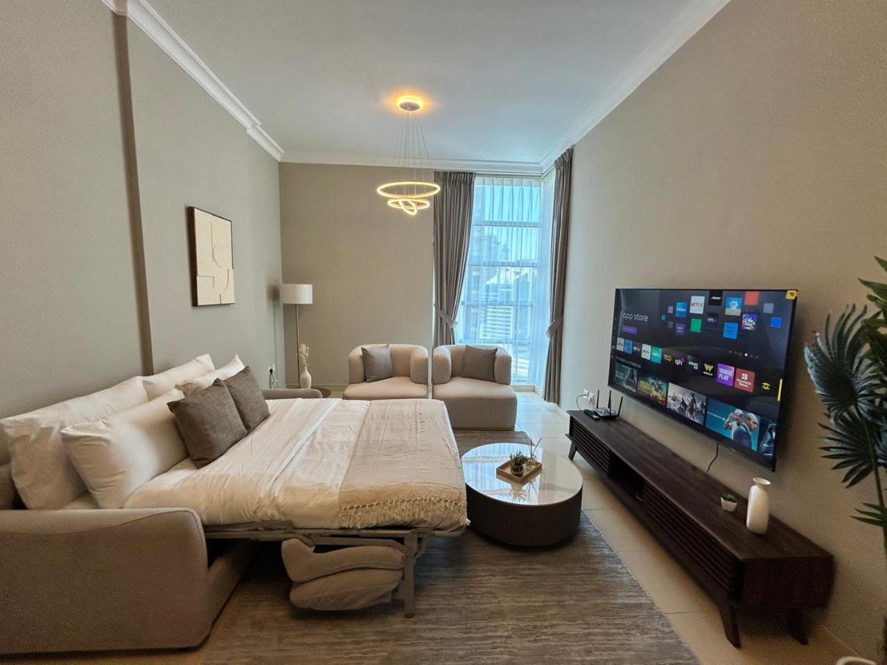 1br In Mayfair Tower Business Bay! Burj Views, Close To Mall Dubai